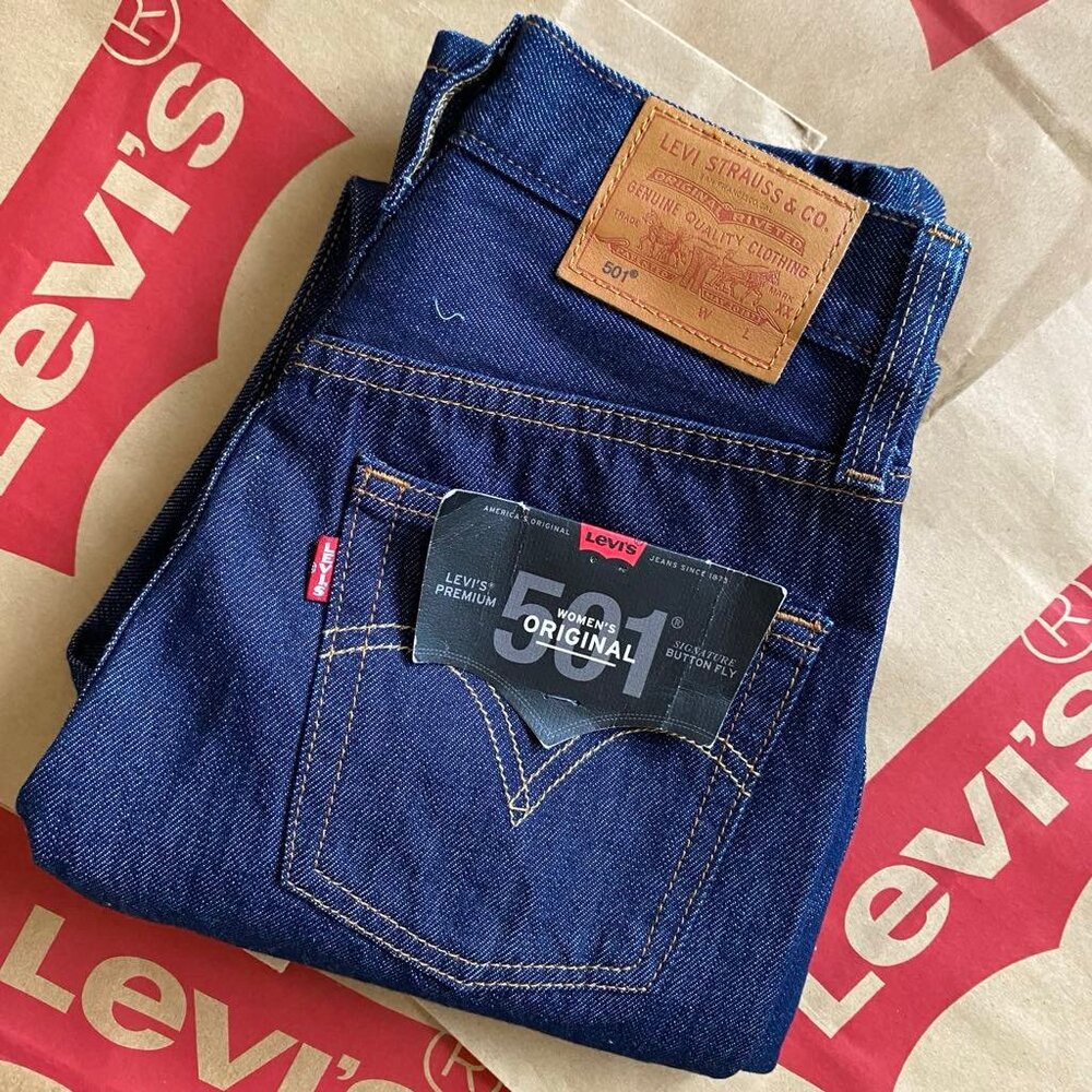 LEVI'S 501 Original Women's Jeans (Size: 23x32) NWT